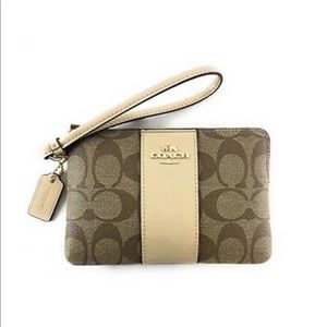 Coach Signature Wristlet Khaki Platinum Corner Zip